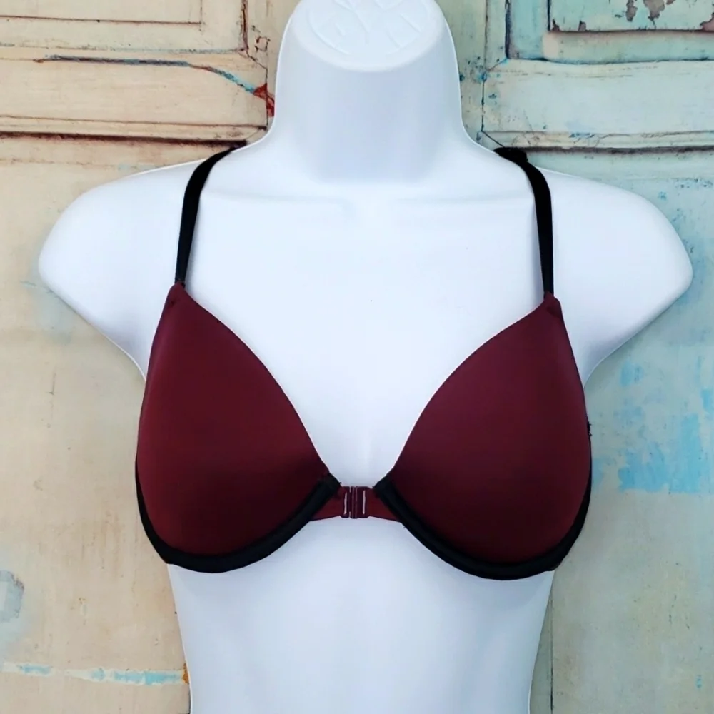 Victoria's Secret Pink Racerback Lot of 2‎ Bras